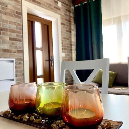 Studio Apartman Luka Starigrad Paklenica Extérieur photo